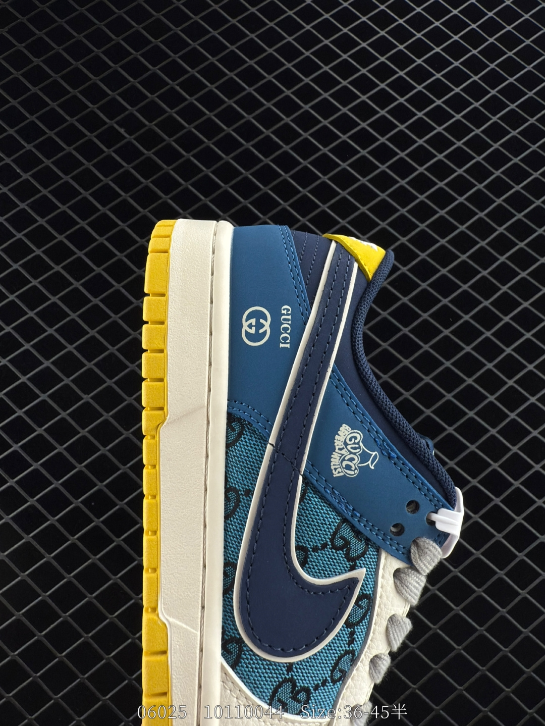 Nike Air Jordan 1 x Travis Scott AJ1